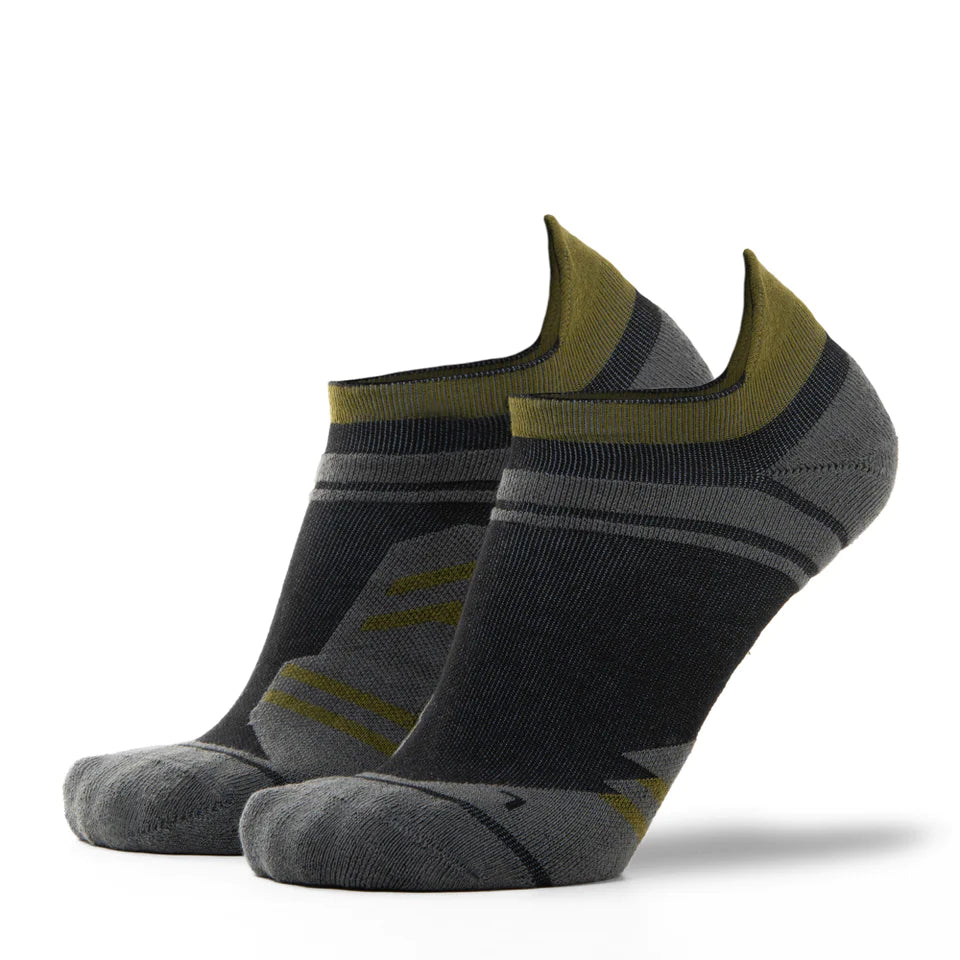 Anatag Socks - Feathered Runner Ankle Olive/Black