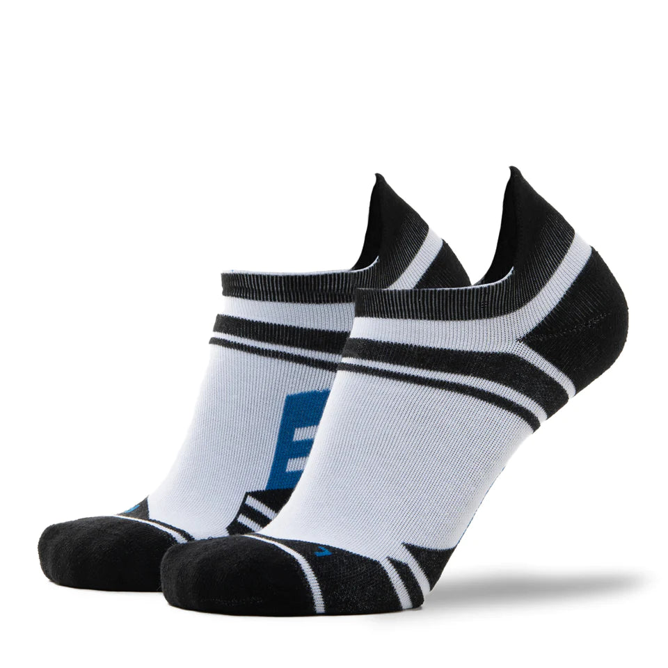 Anatag Socks - Feathered Runner Ankle White/Black